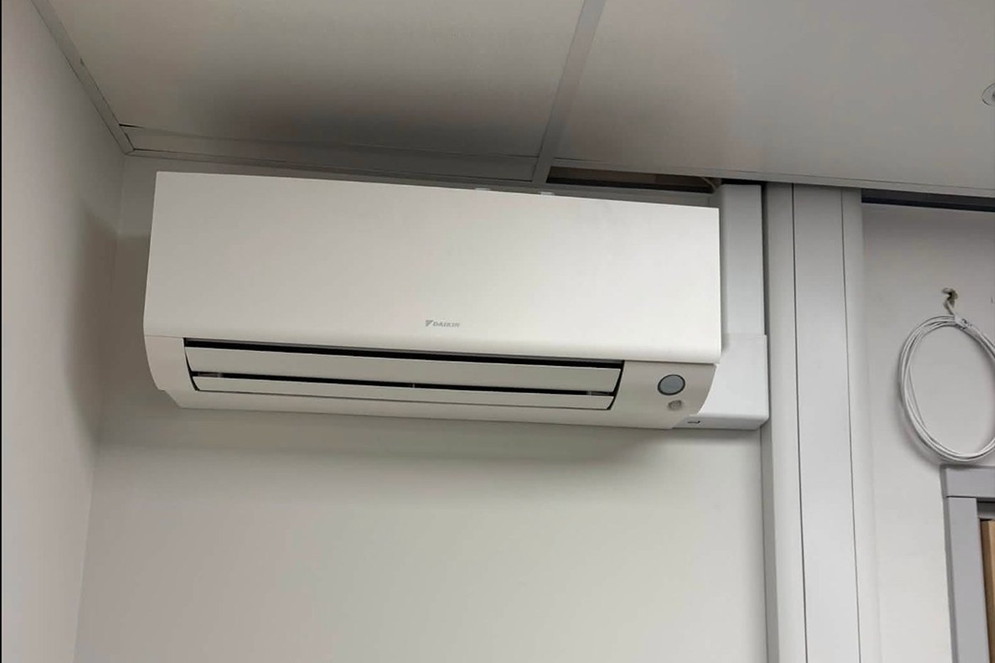 Commercial refrigeration equipment